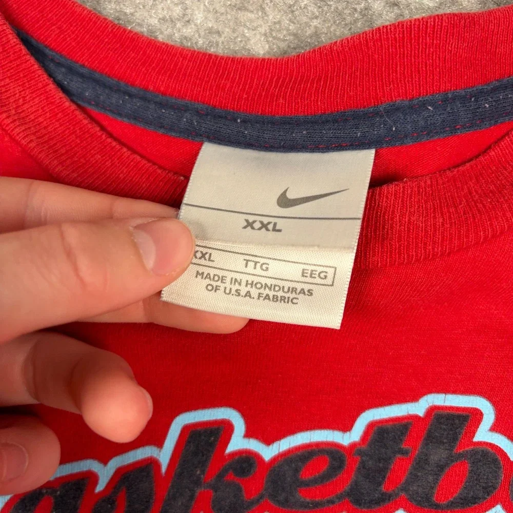 Vintage Y2K Nike T-Shirt Mens XXL Red Graphic Basketball Center Swoosh Surf‎ 90s